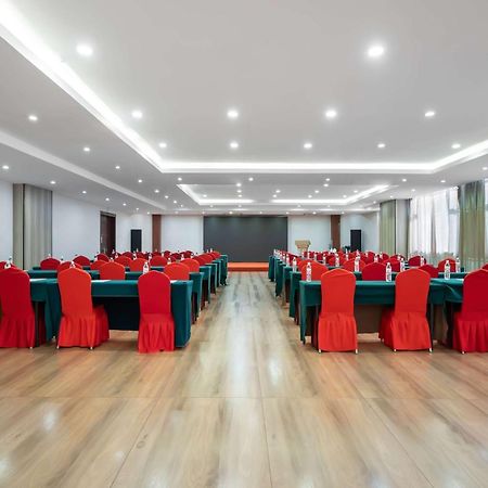 Hotel Ramada Linyi North Extérieur photo