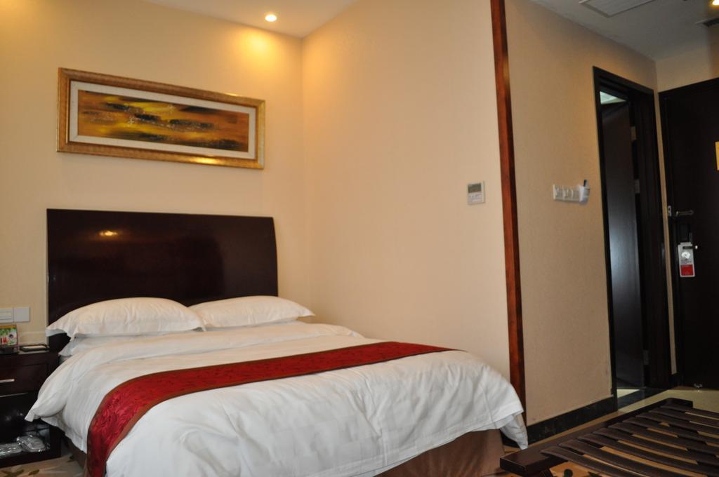 Hotel Ramada Linyi North Extérieur photo