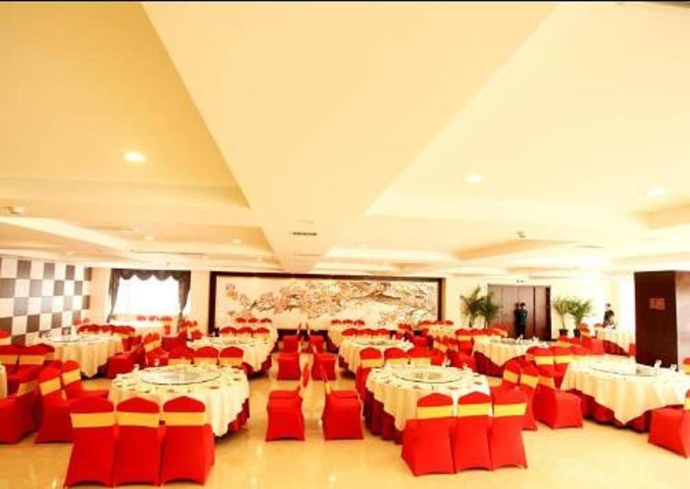 Hotel Ramada Linyi North Extérieur photo